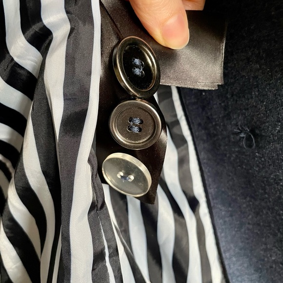 H&M Blazer - Picture 6 of 6